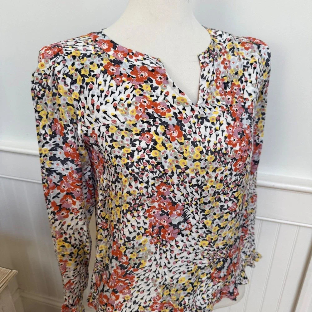 NWT Loft Petites Floral Split Neck Ruffle Cuff Blouse Multicolor XSP - Picture 2 of 7